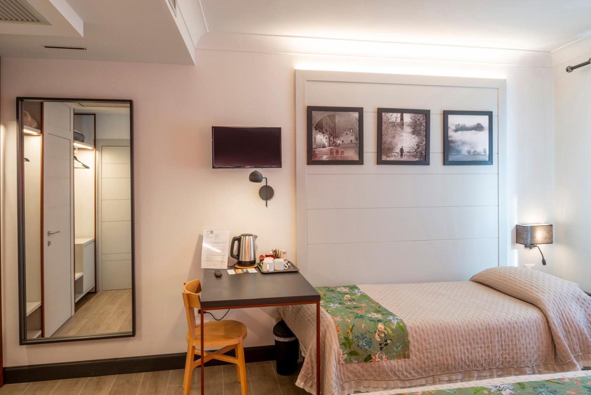 Duccio Nacci Rooms- Guesthouse Σαν Τζιμινιάνο Εξωτερικό φωτογραφία